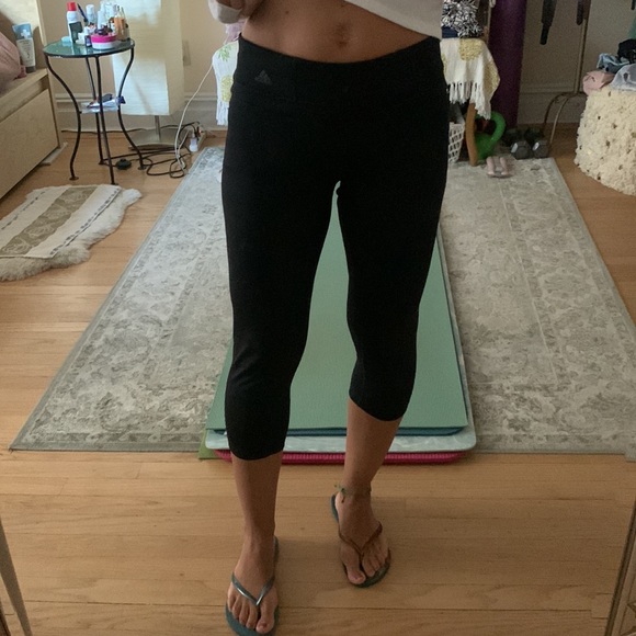 Adidas - 3/4 climalite workout pants - size M - great condition - Picture 3 of 10